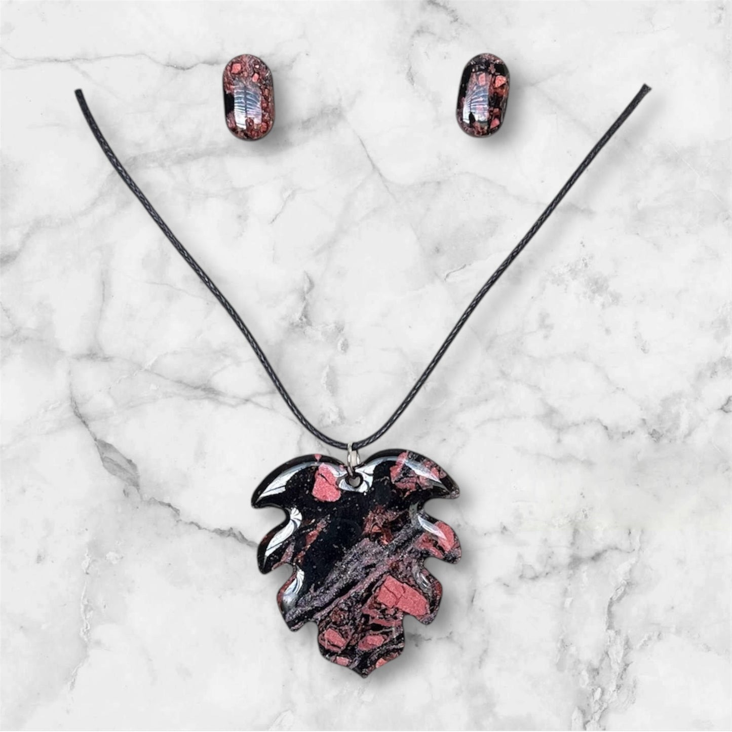 Cracked Leaf Necklace Set