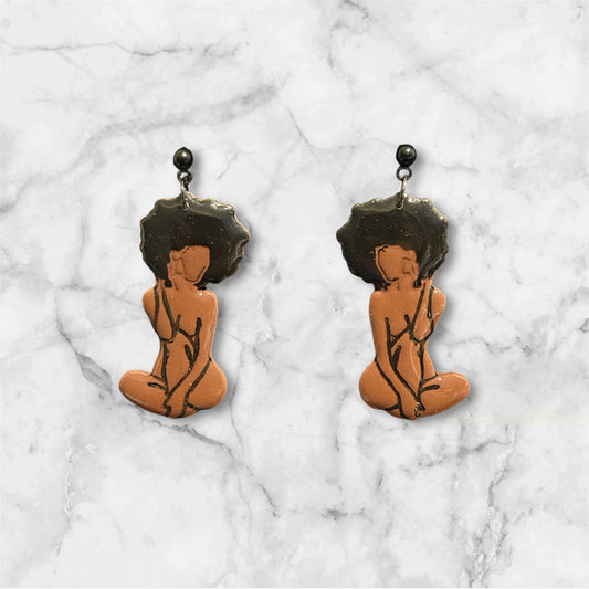 Ebony Dangling Earrings